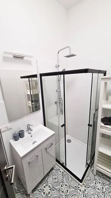 Yolo Handelskai Studio Apartment Vienna
